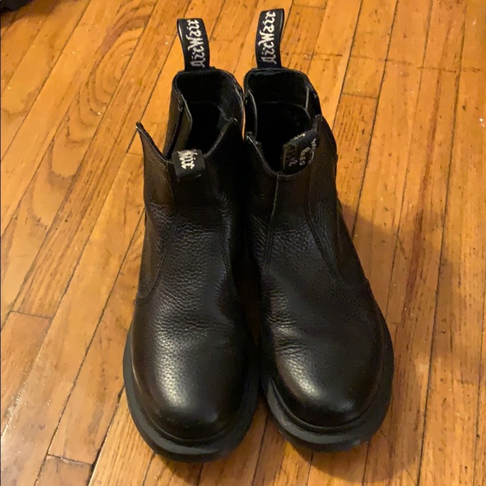 DR. MARTENS DOUBLE ZIP BOOTS